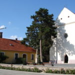 Szent Kereszt Templom és Plébánia